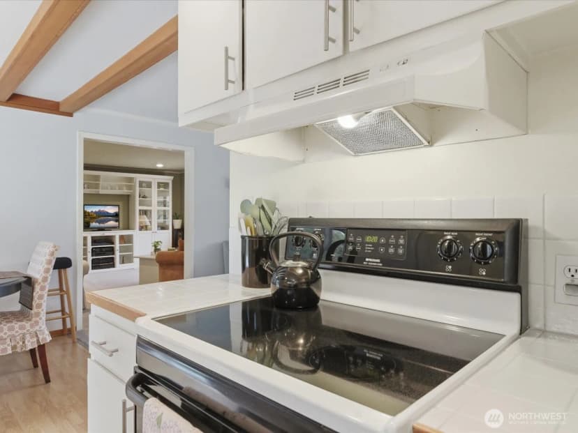 Property photo for 5907 227th Street Sw, Mountlake Terrace photo 17