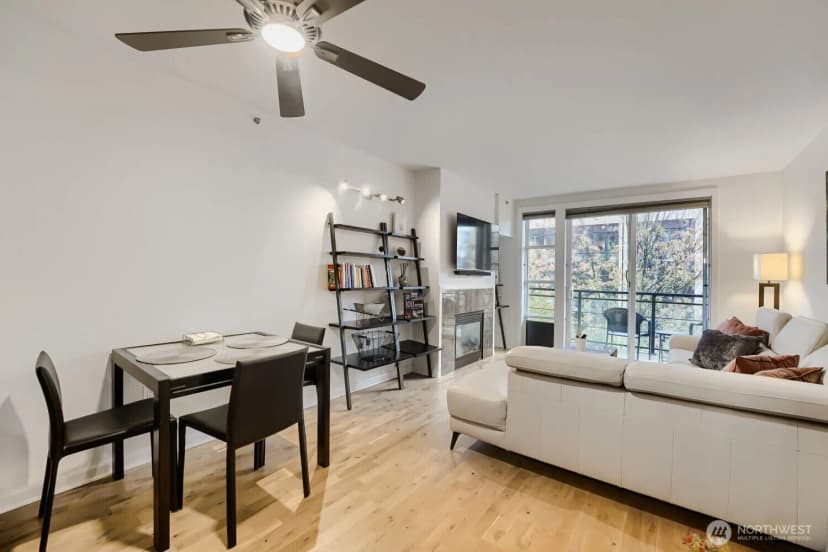 Property photo for 2607 Western Avenue #355, Seattle photo 8