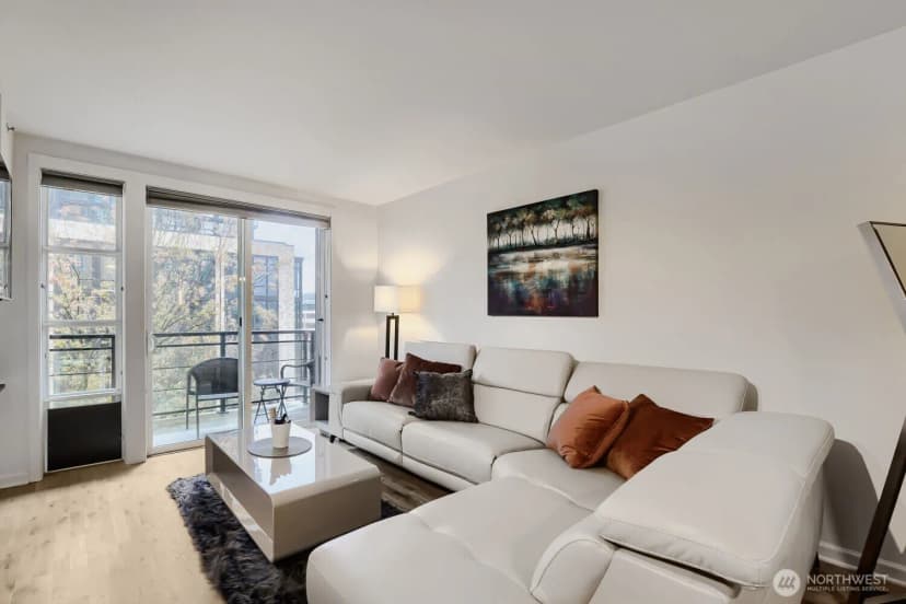 Property photo for 2607 Western Avenue #355, Seattle photo 7