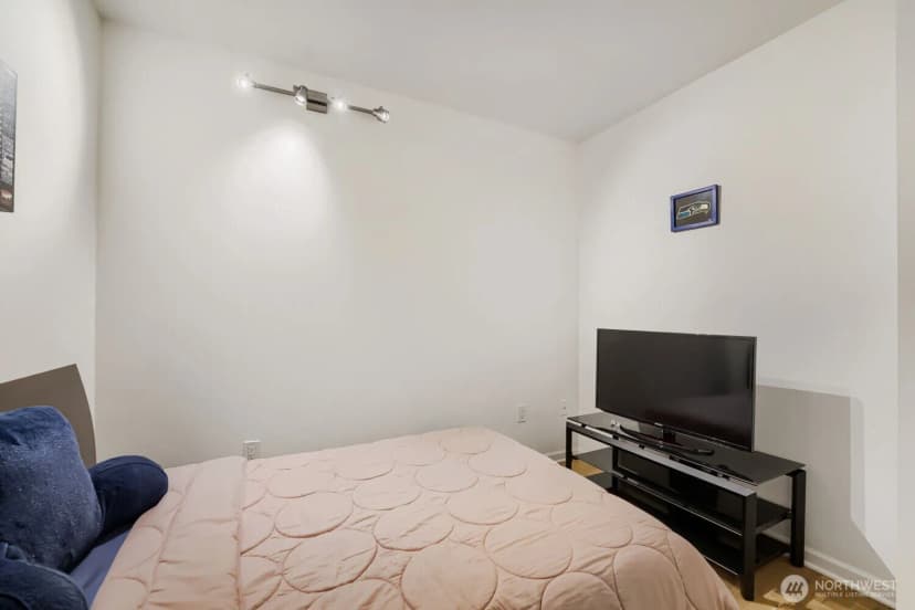 Property photo for 2607 Western Avenue #355, Seattle photo 14
