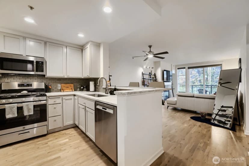 Property photo for 2607 Western Avenue #355, Seattle