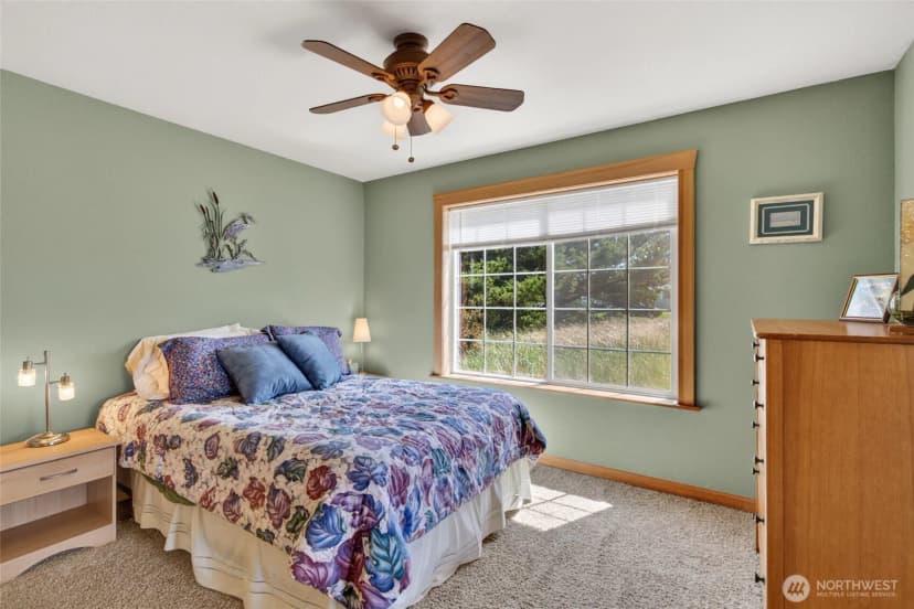 Property photo for 703 353rd Place, Ocean Park photo 26