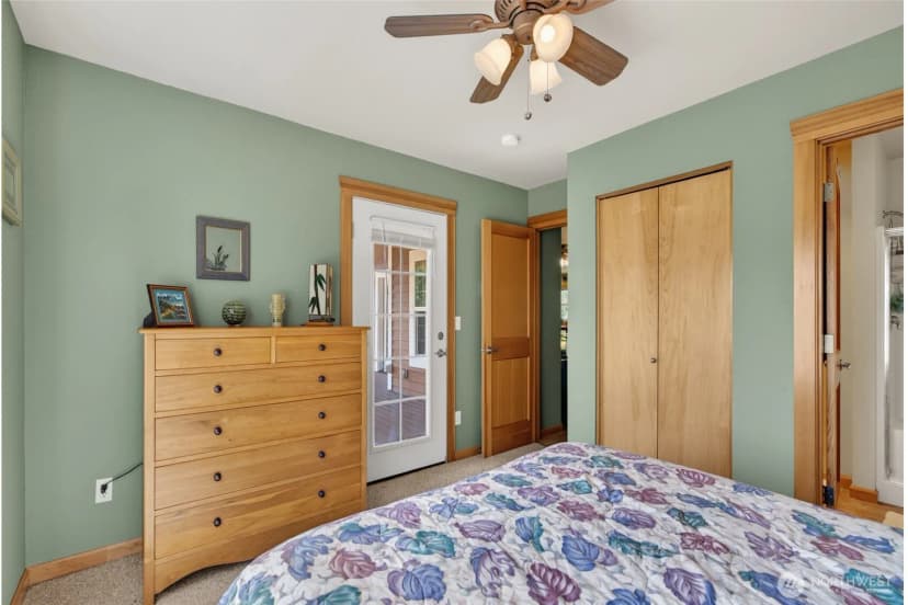 Property photo for 703 353rd Place, Ocean Park photo 27