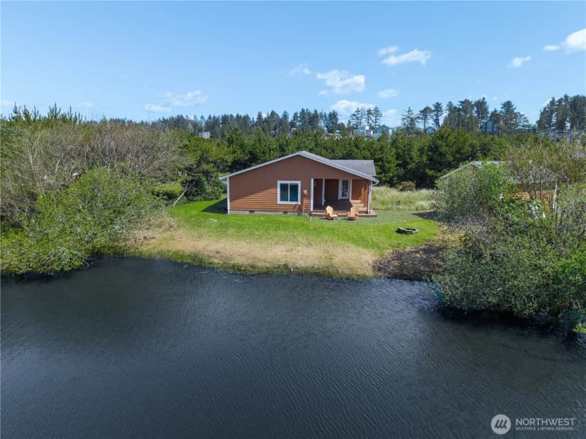 Property photo for 703 353rd Place, Ocean Park photo 34
