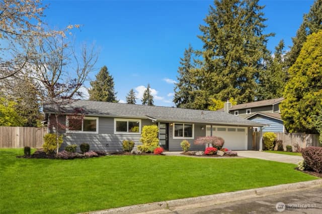 Property photo for 7063 122nd Avenue Se, Newcastle