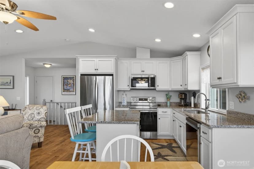 Property photo for 35406 G Street, Ocean Park photo 20