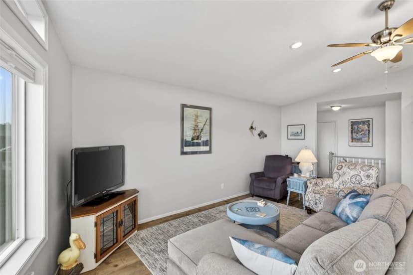 Property photo for 35406 G Street, Ocean Park photo 22
