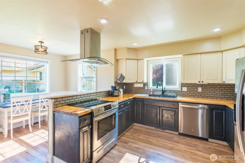 Property photo for 2909 E Defrang Street, Port Angeles photo 10
