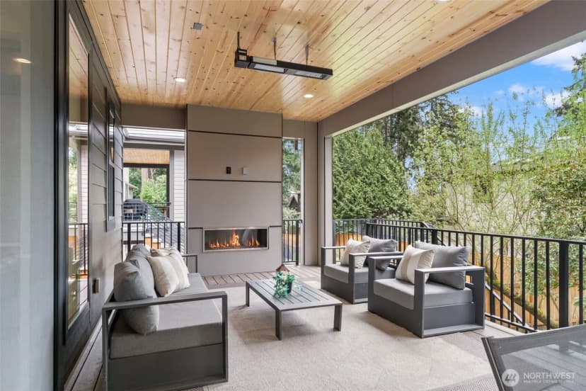 Property photo for 11021 Ne 14th Street, Bellevue photo 29