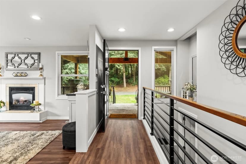 Property photo for 12915 Hallstrom Drive Nw, Gig Harbor photo 6