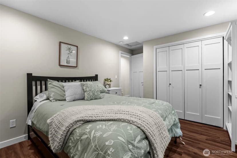 Property photo for 12915 Hallstrom Drive Nw, Gig Harbor photo 21