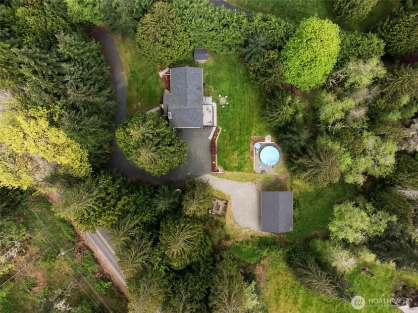Property photo for 12915 Hallstrom Drive Nw, Gig Harbor photo 31