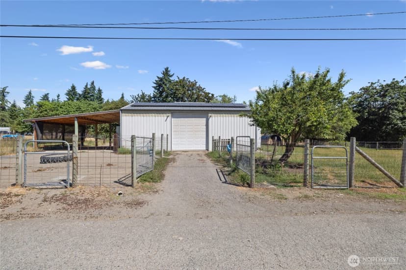 Property photo for 4003 50th Street Ct E, Tacoma photo 3