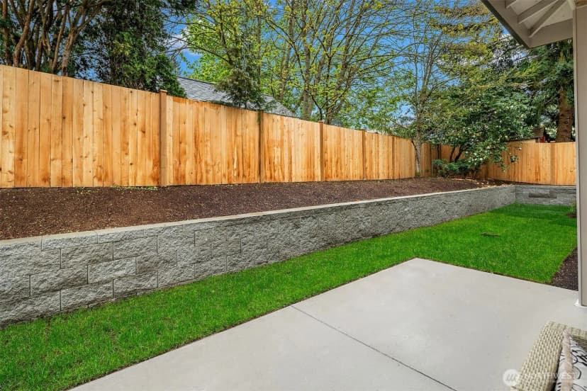 Property photo for 138 159th Place Se, Bellevue photo 31