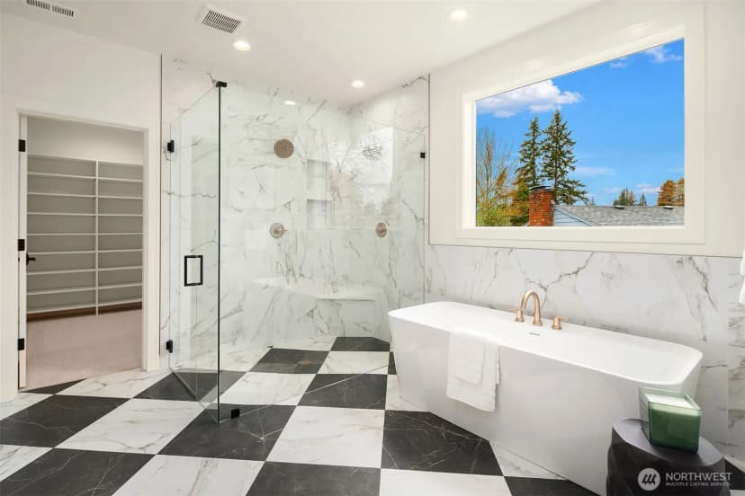 Property photo for 138 159th Place Se, Bellevue photo 24