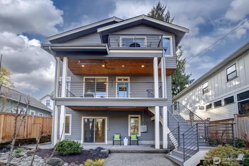Property photo for 3629 35th Avenue W, Seattle