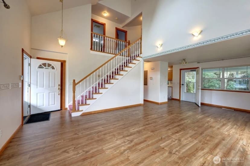 Property photo for 32204 T Place, Ocean Park photo 2