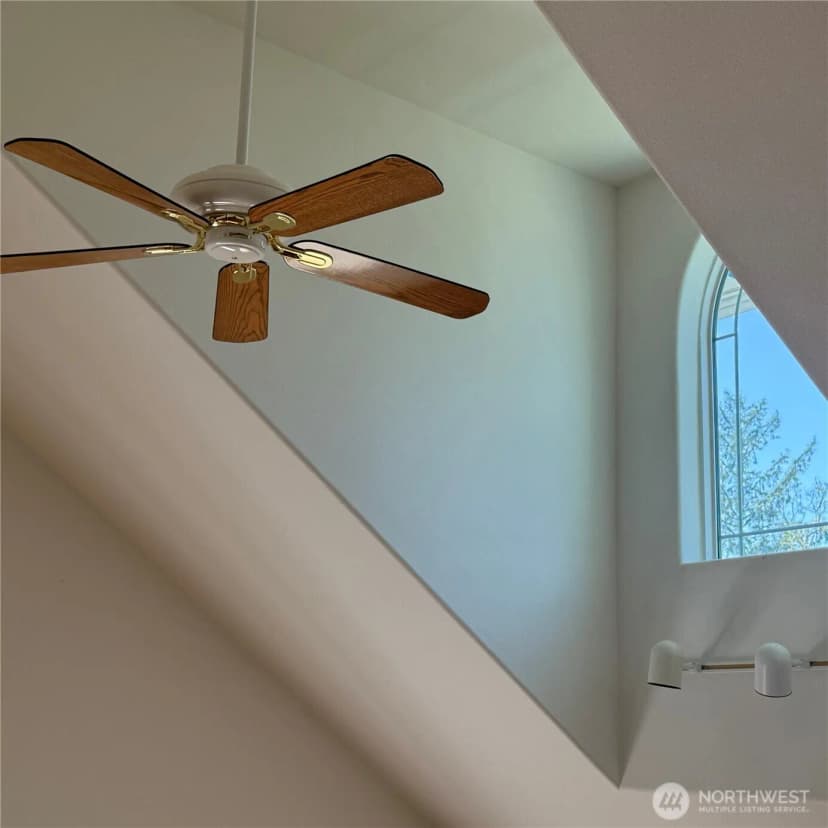 Property photo for 32204 T Place, Ocean Park photo 5