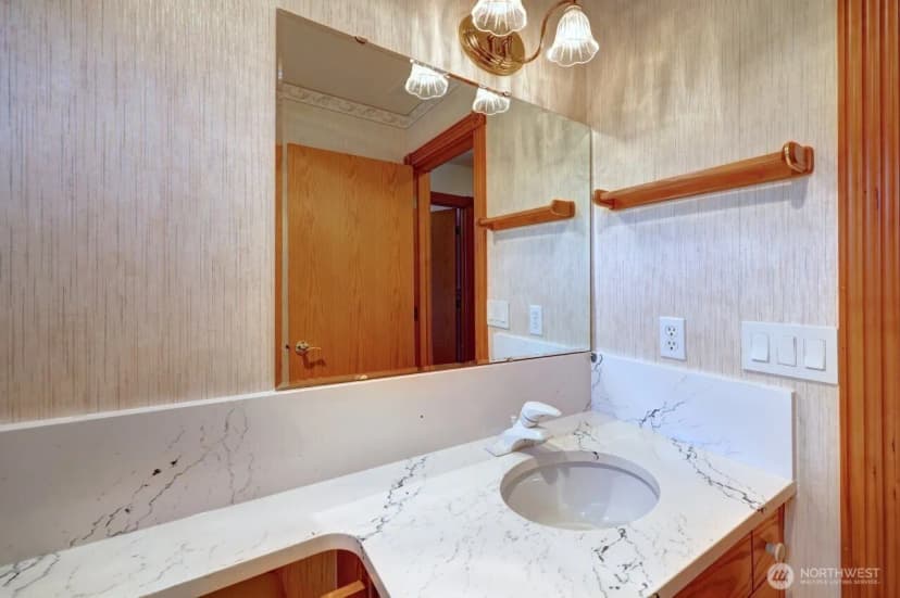 Property photo for 32204 T Place, Ocean Park photo 16