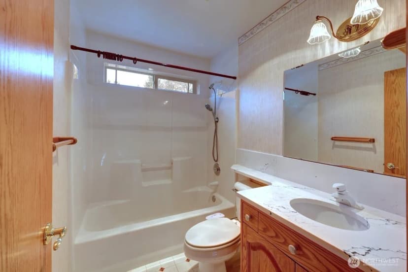 Property photo for 32204 T Place, Ocean Park photo 17
