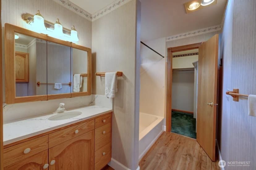 Property photo for 32204 T Place, Ocean Park photo 22
