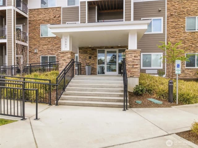 Property photo for 3803 17th Street Sw #216, Puyallup photo 2