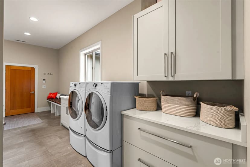 Property photo for 854 Autumn Crest Drive, Wenatchee photo 23