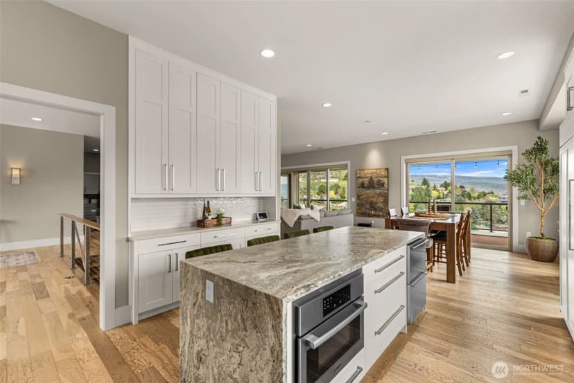Property photo for 854 Autumn Crest Drive, Wenatchee photo 10