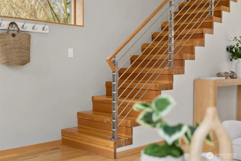 Property photo for 464 Seed Path Nw, Bainbridge Island photo 11
