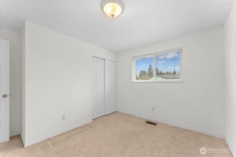 Property photo for 15714 64th Avenue Ct E, Puyallup photo 18