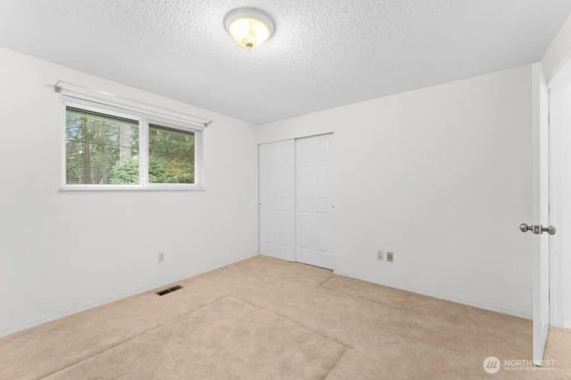 Property photo for 15714 64th Avenue Ct E, Puyallup photo 13