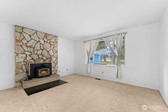 Property photo for 15714 64th Avenue Ct E, Puyallup photo 5