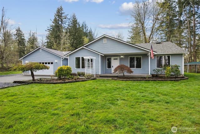 Property photo for 10410 357th Street E, Eatonville photo 2