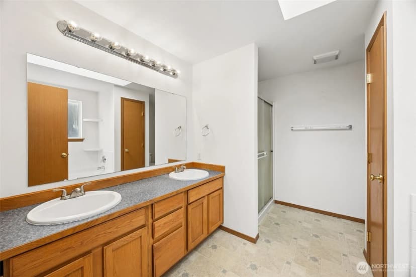 Property photo for 10410 357th Street E, Eatonville photo 17