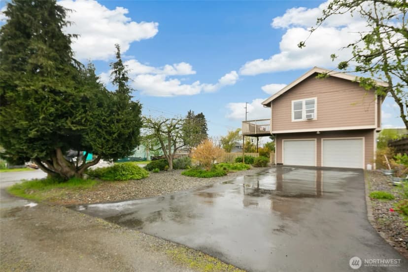 Property photo for 9500 Phinney Avenue N, Seattle photo 34