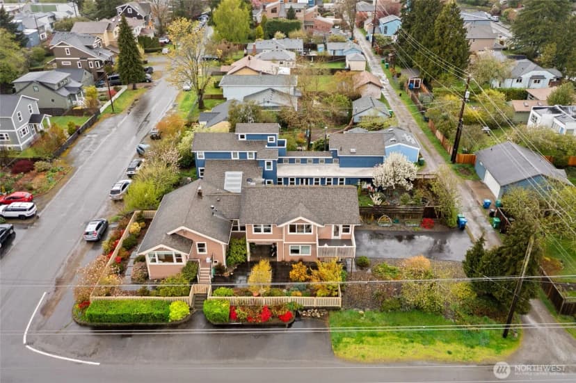 Property photo for 9500 Phinney Avenue N, Seattle photo 40