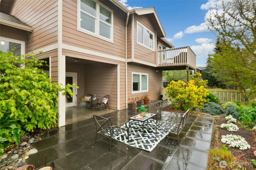 Property photo for 9500 Phinney Avenue N, Seattle photo 36