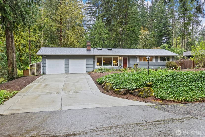 Property photo for 585 Mt Index Place Sw, Issaquah photo 2