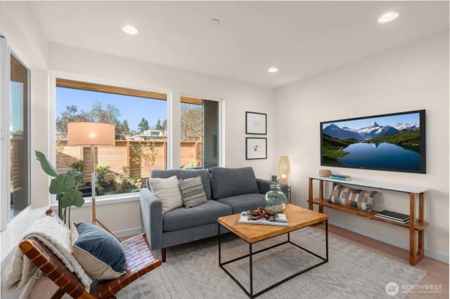 Property photo for 9225 B Densmore Avenue N, Seattle photo 5