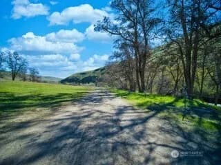 Property photo for 13761 Asotin Creek Road, Asotin photo 2