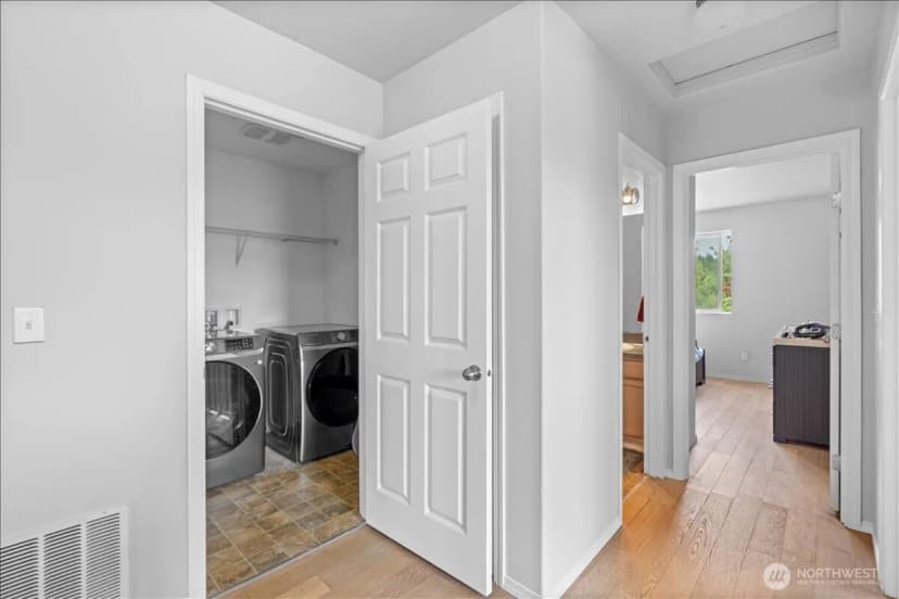 Property photo for 17817 36th Avenue E, Tacoma photo 14