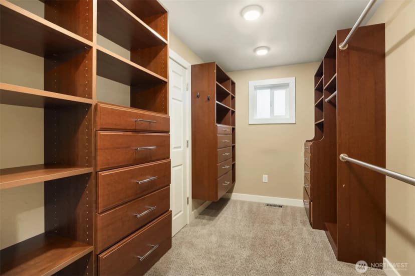 Property photo for 22018 Se 35th Street, Sammamish photo 14