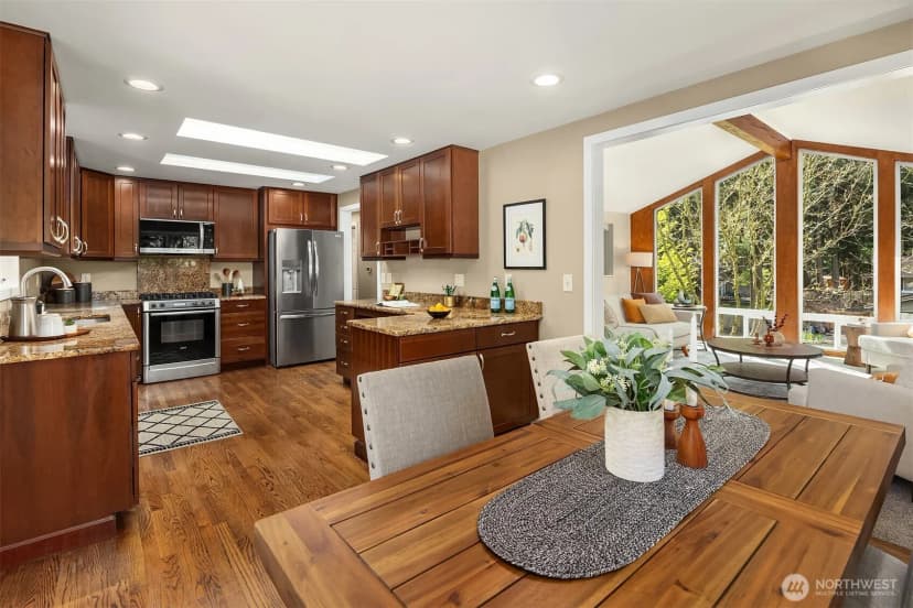 Property photo for 22018 Se 35th Street, Sammamish photo 5