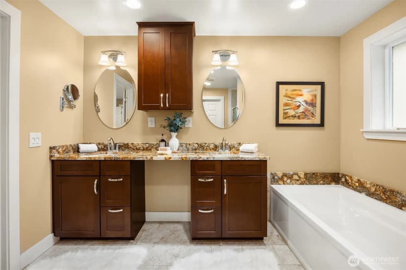 Property photo for 22018 Se 35th Street, Sammamish photo 16
