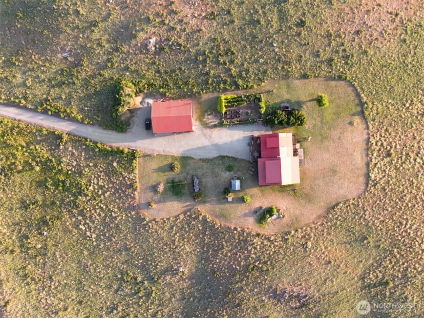 Property photo for 767 Bill Shaw Road, Pateros photo 40