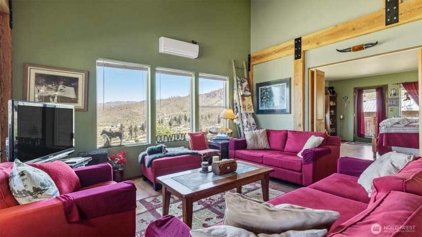 Property photo for 767 Bill Shaw Road, Pateros photo 14