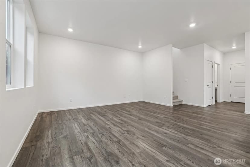 Property photo for 10734 188th Street E #1023, Puyallup photo 4