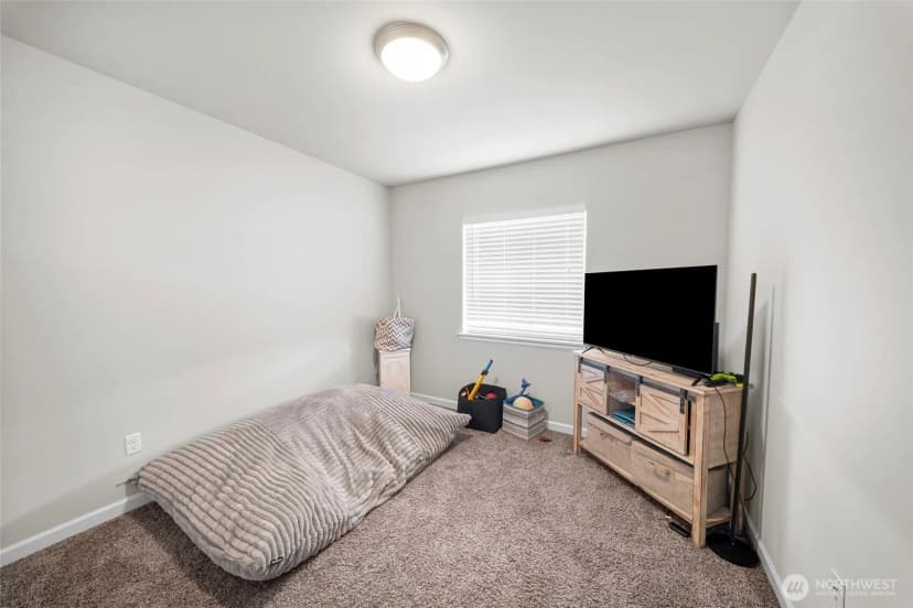 Property photo for 9966 Dotson Street Se, Yelm photo 16
