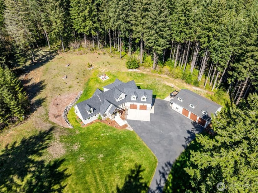 Property photo for 411 Five Peaks Drive, Kalama photo 37