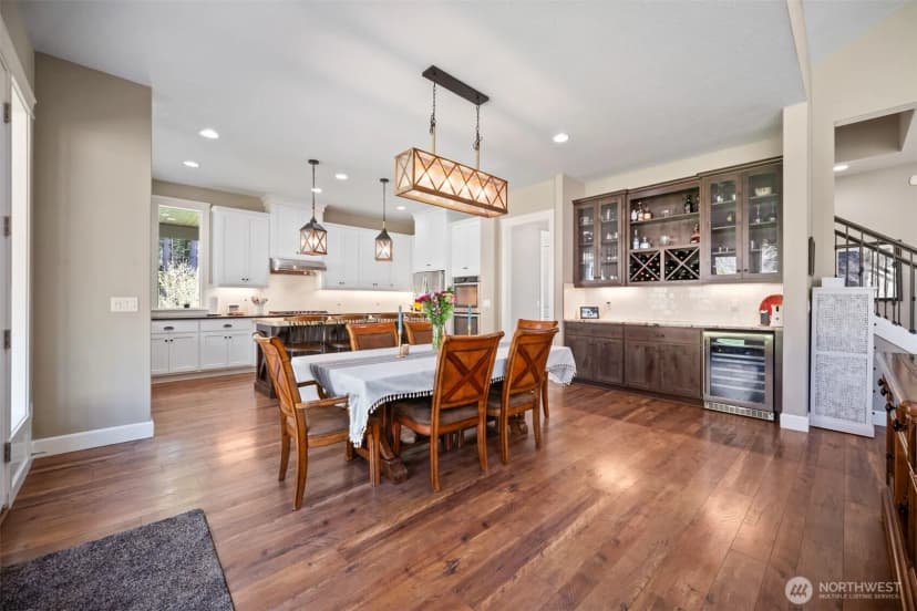 Property photo for 411 Five Peaks Drive, Kalama photo 11